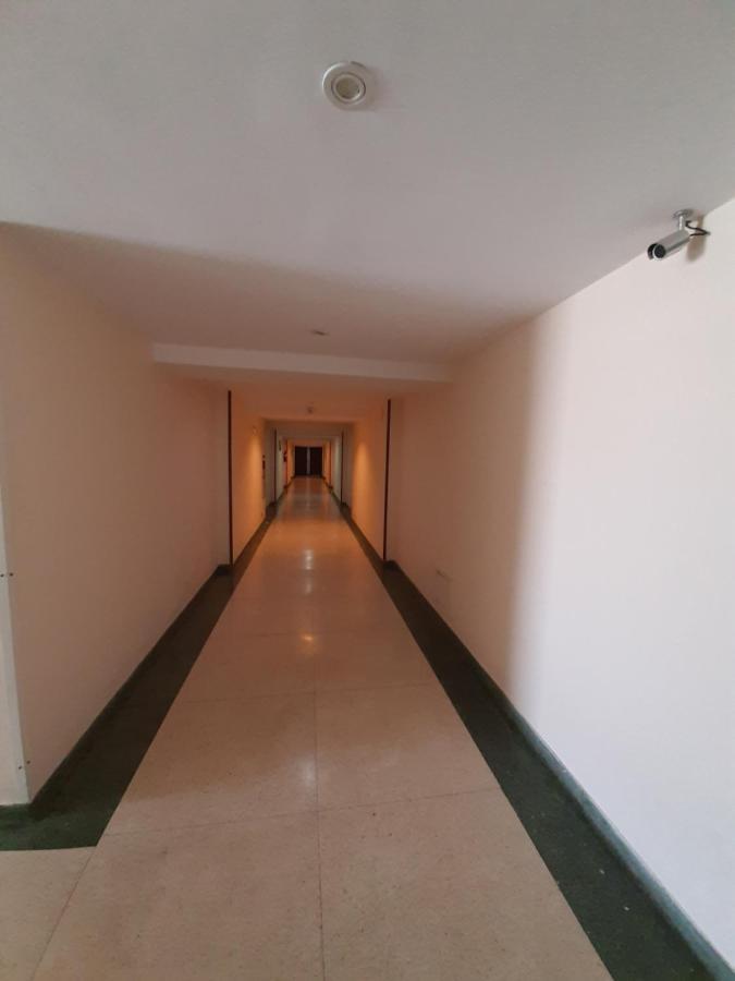 Apartamento En Primera Linea De Playa B Centro De Марбелья Екстер'єр фото